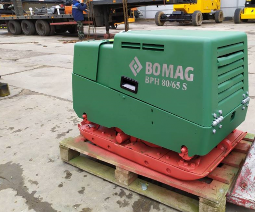 Виброплита трамбовка BOMAG BPH 80-65S, реверсивная